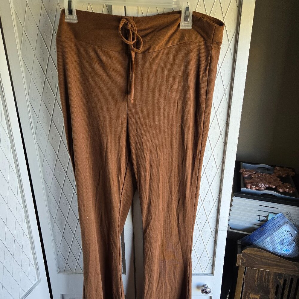 Hi-Rise Flare Pants